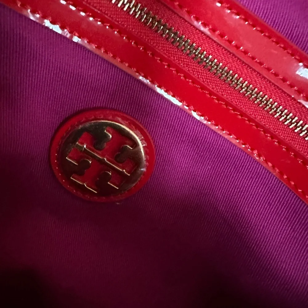 Red Patent Leather Tory Birch Tote Bag - Picture 6 of 9